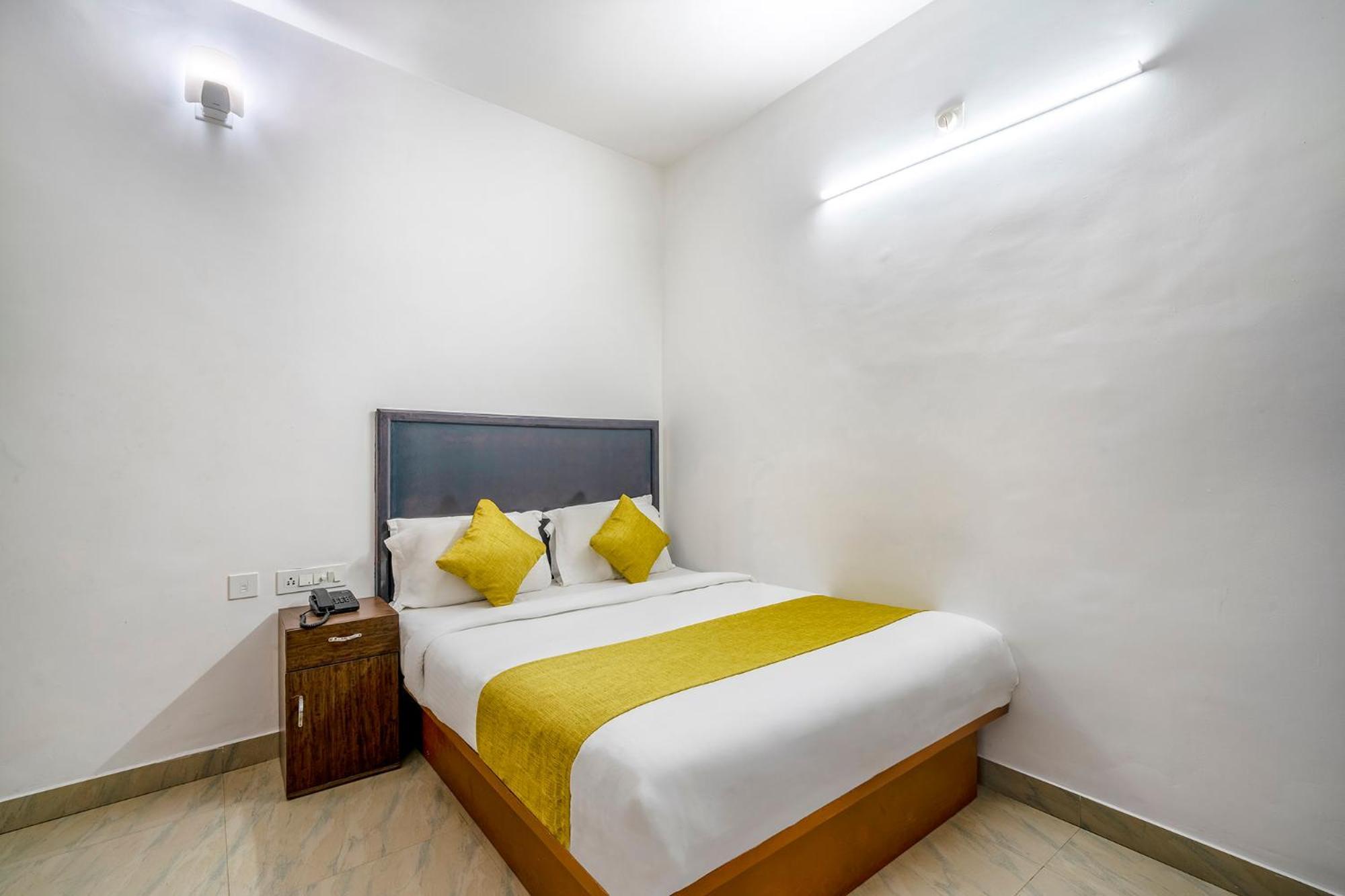 Fabhotel Abrigo Residency Anaviratty Екстер'єр фото