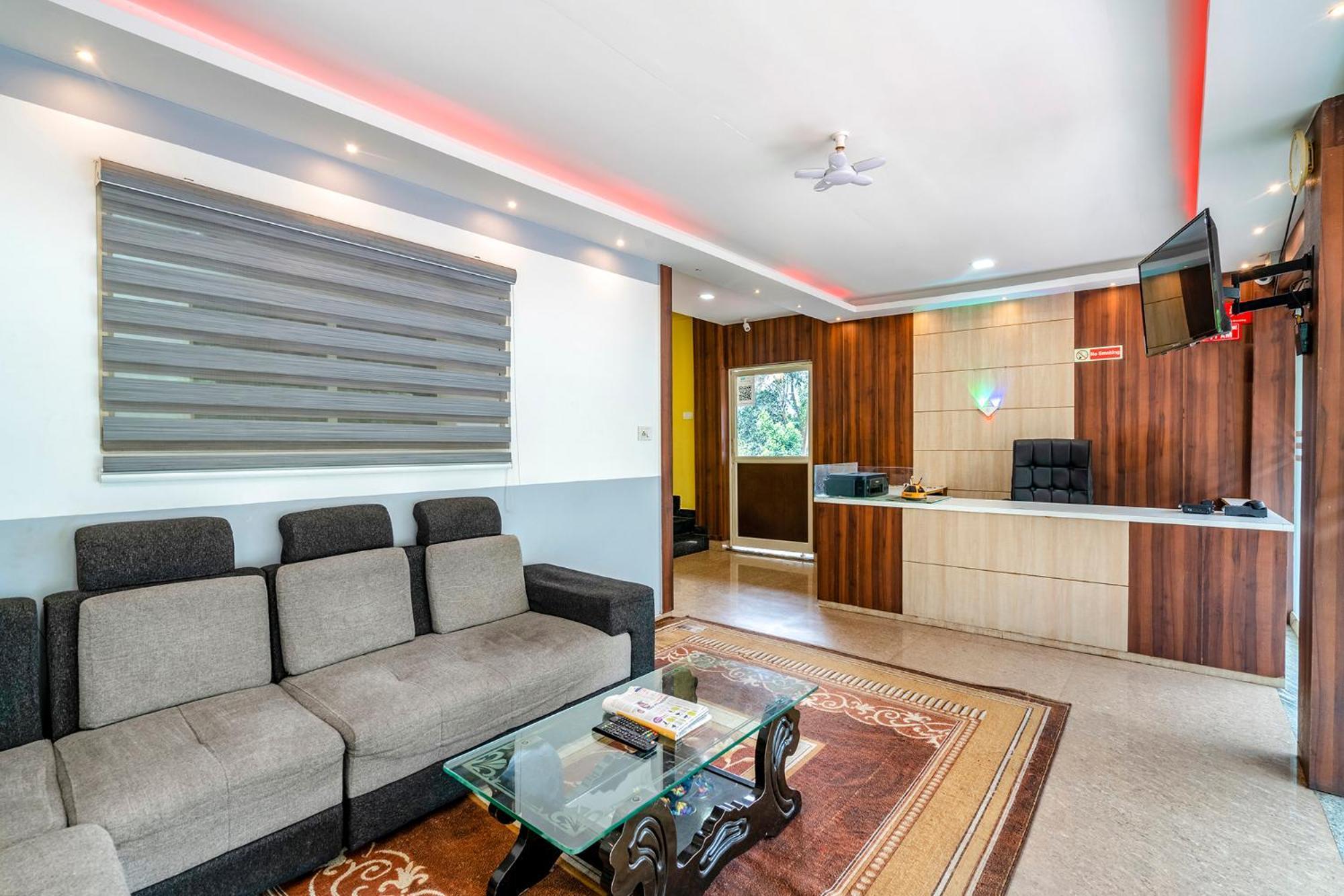 Fabhotel Abrigo Residency Anaviratty Екстер'єр фото